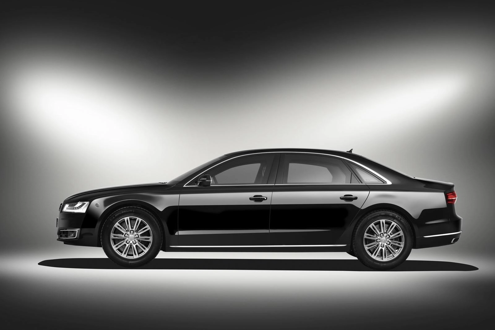 Audi A8 L Security_3.jpg Audi A8 L Security_3.jpg