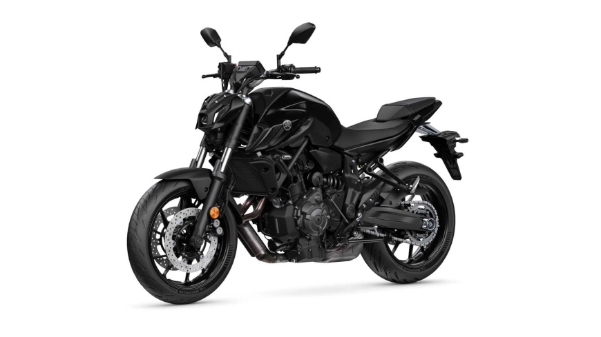 2023-yamaha-mt-07---front-left-angle-view---studio.jpg 2023-yamaha-mt-07---front-left-angle-view---studio.jpg