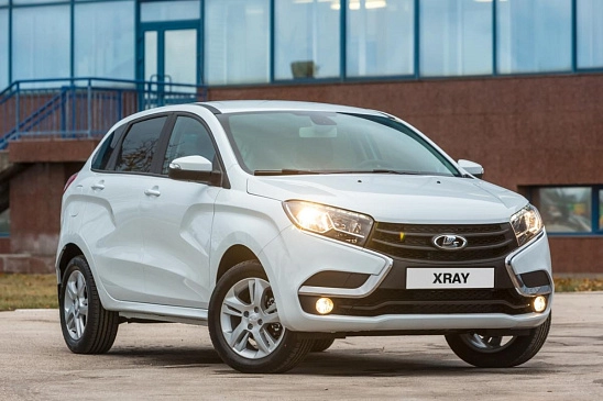 В России хэтчбек LADA XRay подорожал на 70% в 2022 году