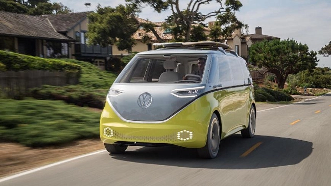 VW Touran может быть заменен электрическим аналогом ID. Van Buzz 