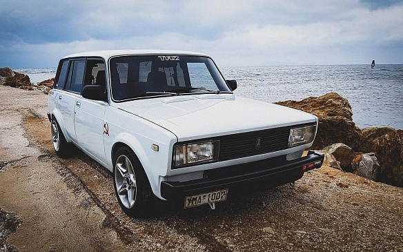 В сети показали ВАЗ-2104, скрещенный с Nissan Silvia