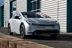 Гибридный Toyota Prius 2024 модельного года стал стоить дороже 