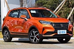 Компакт-кросс Changan CS15 нового поколения начали продавать в Китае 