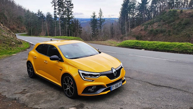 Компания Renault представит Renault Megane RS Trophy Special Edition на Токийском автосалоне