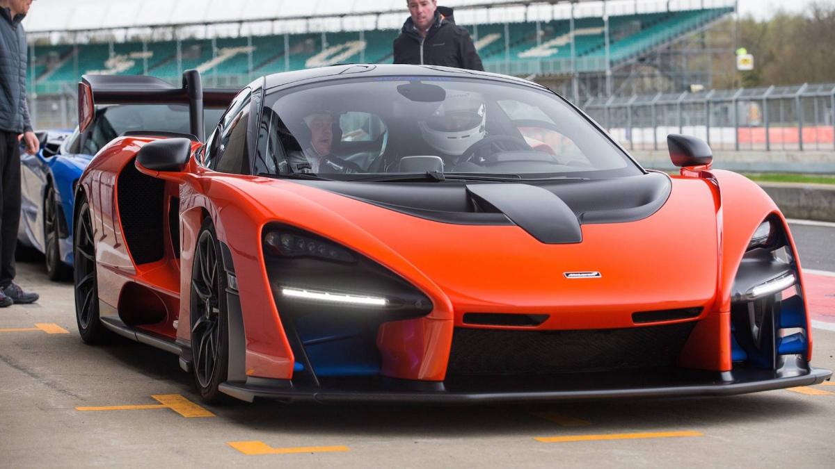 Драг-рейсинг: McLaren Senna против электрического Porsche Taycan Turbo S