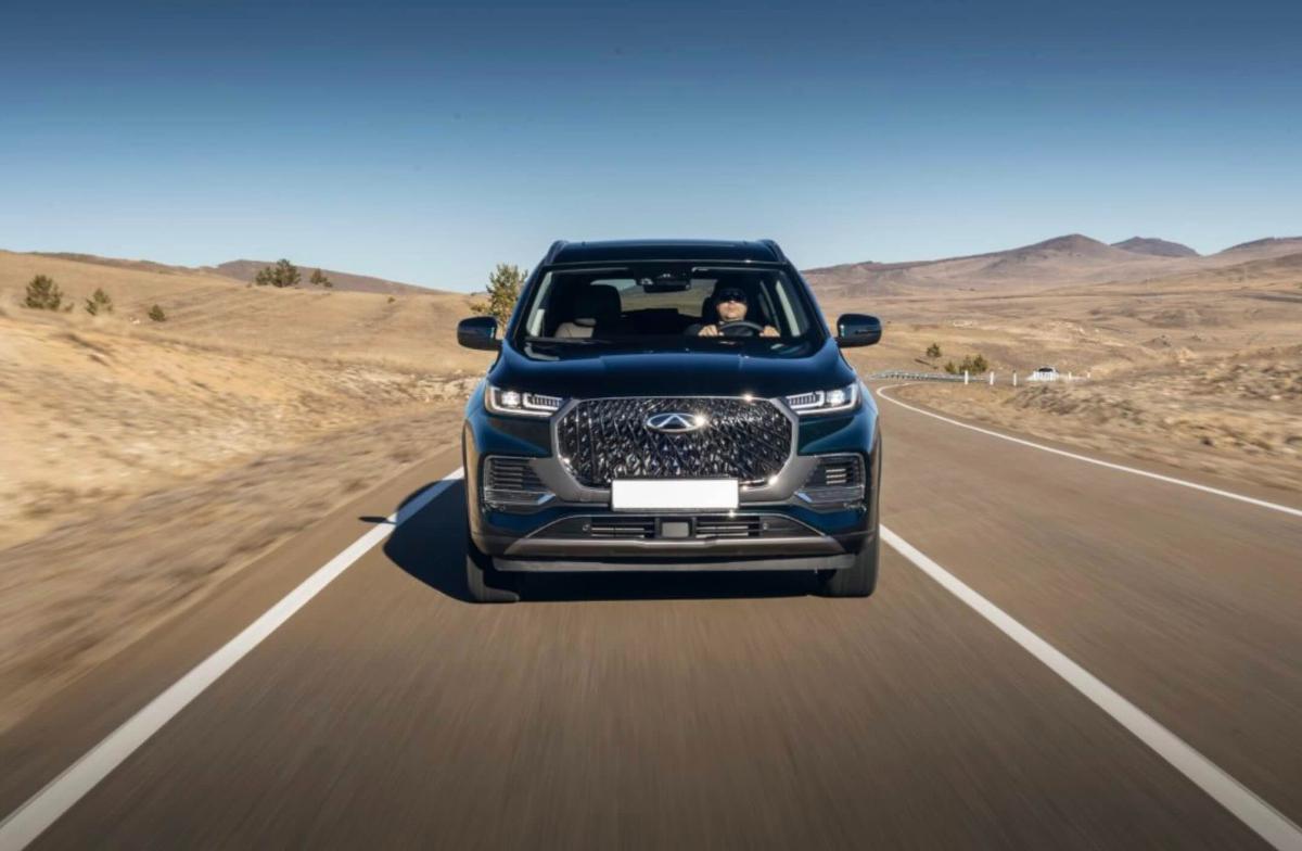 РГ: Chery сняла с продажи в России два кроссовера