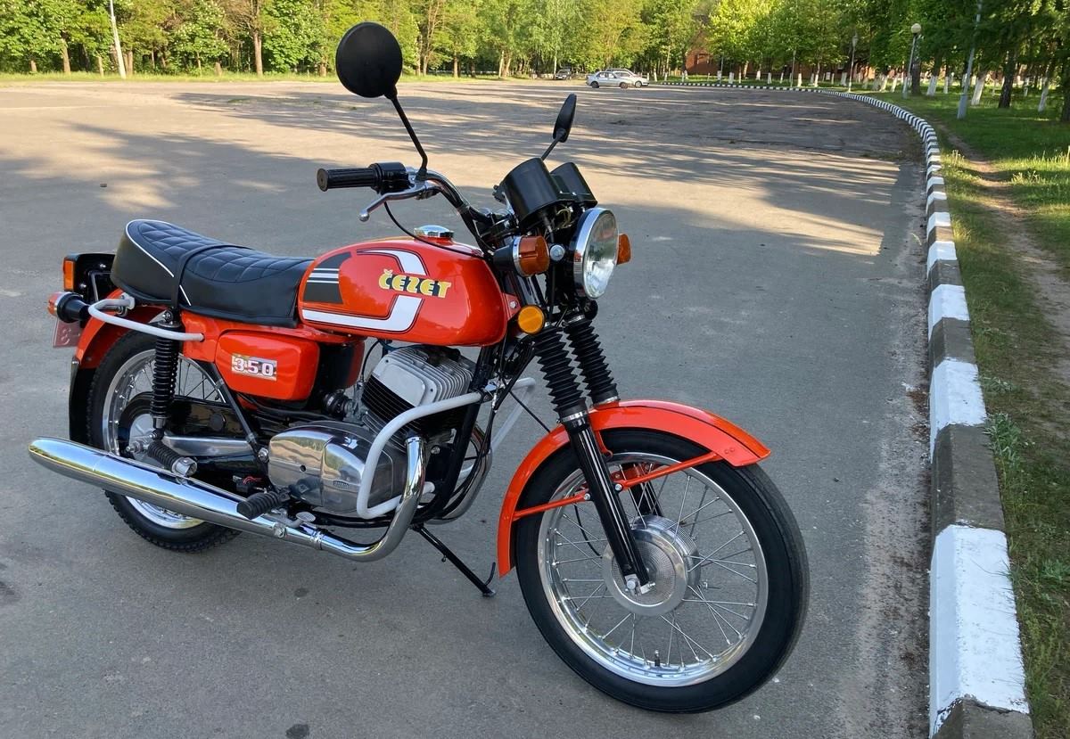 Почему в СССР так любили мотоциклы и за какими моделями охотились – раскрываем советские секреты