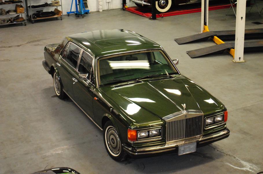 Бронированный Rolls-Royce Silver Spur 1987 года принцессы Дианны продают на аукционе