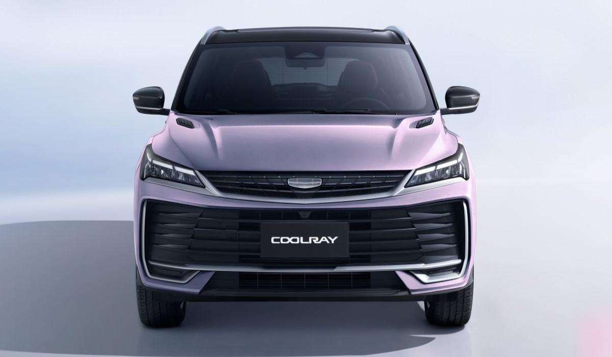 Обновленный Geely Coolray в России оценили от 2,88 млн рублей