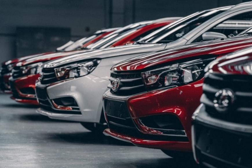 С 1 июля «АвтоВАЗ» повысит цены на все модели LADA
