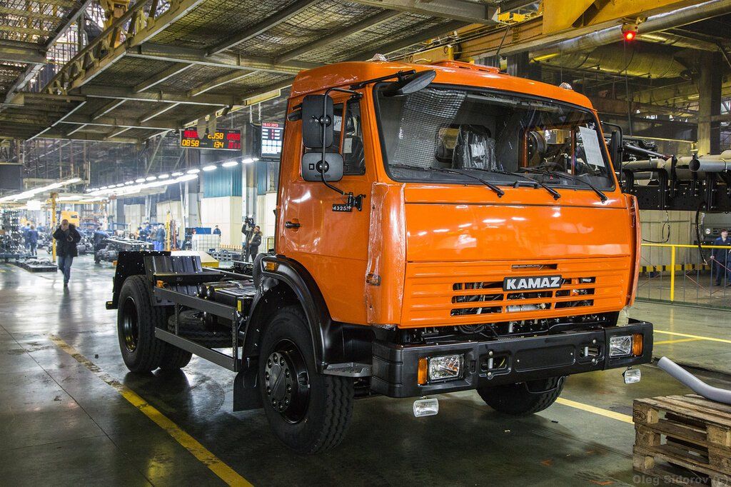 «КамАЗ» возобновил производство грузовых машин