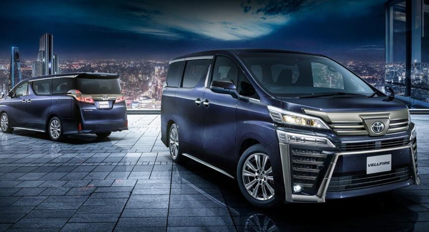 Минивэны Toyota Alphard и Vellfire получат отделку из золота