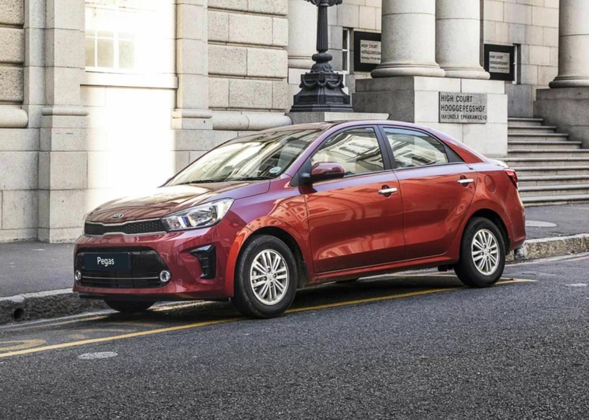 Седаны Kia Pegas с пробегом от 1 км на заказ: россиянам предложили замену Kia Rio