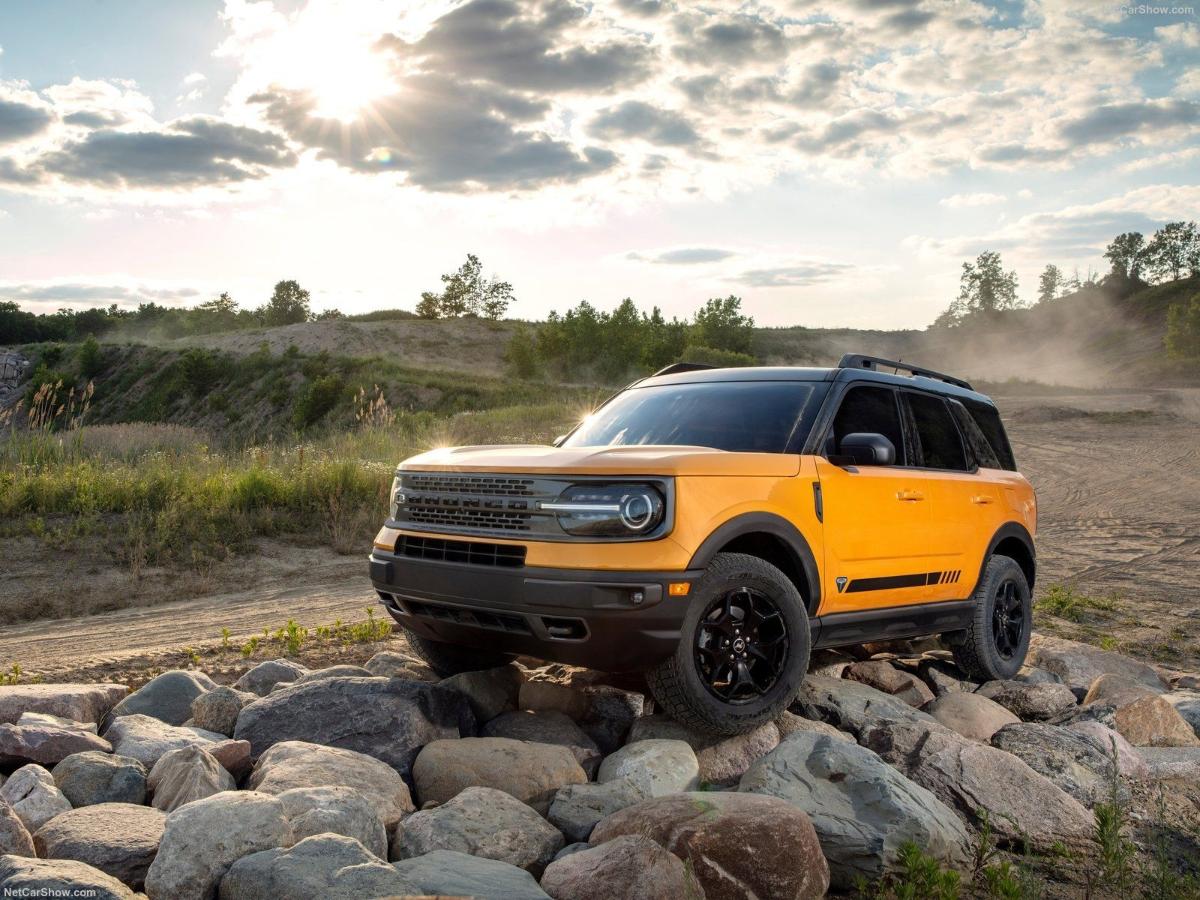 Жесткая крыша стала «ахиллесовой пятой» нового Ford Bronco и срывает сроки доставки 