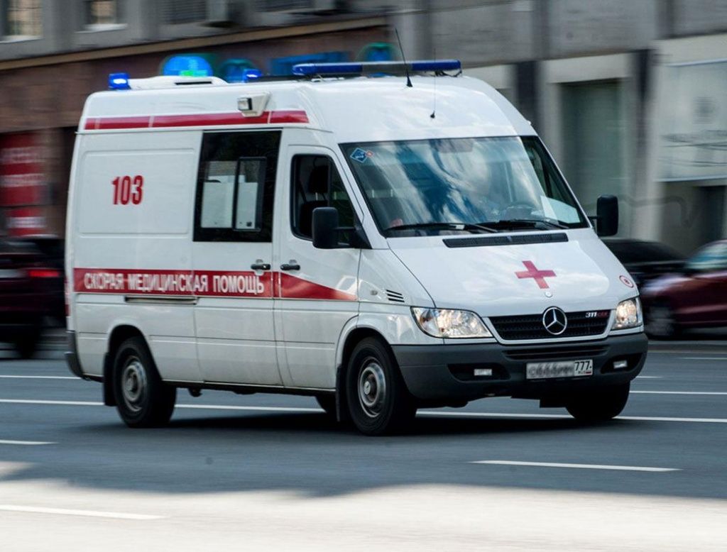 В Москве произошло жесткое столкновение двух автомобилей такси