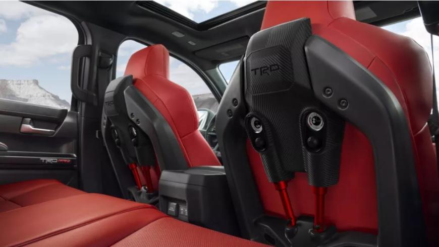 Новый пикап Toyota Tacoma удивила креслами с регулируемыми амортизаторами