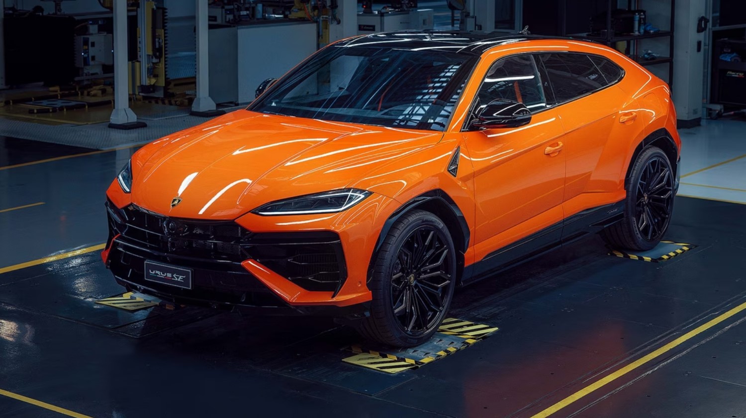 Lamborghini представил 800-сильный гибридный вариант внедорожника Urus SE