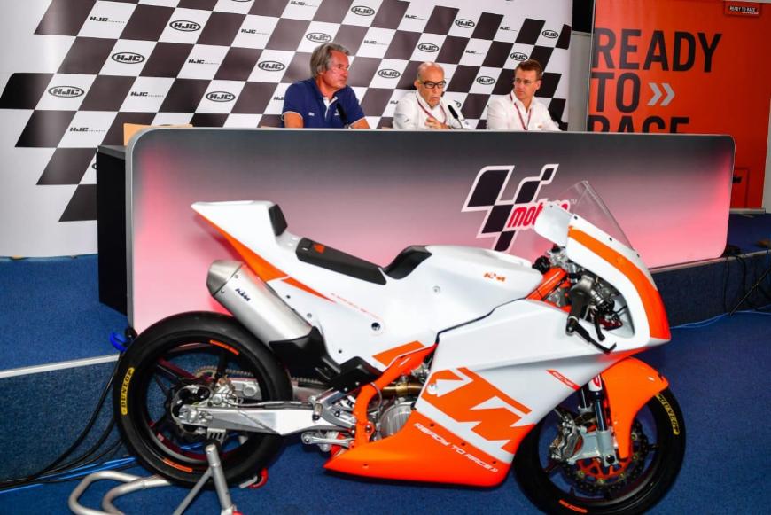 KTM разработала мотоцикл RC4R для европейских гонок
