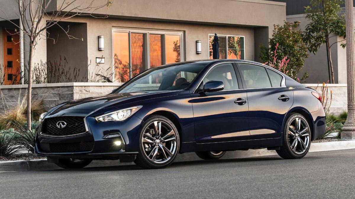 Infiniti выпускает новую версию седана Q50 Signature Edition