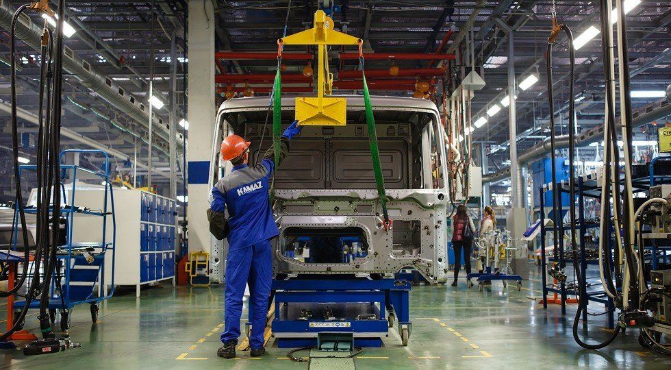 «КамАЗ» возобновит выпуск грузовых автомобилей 6 апреля