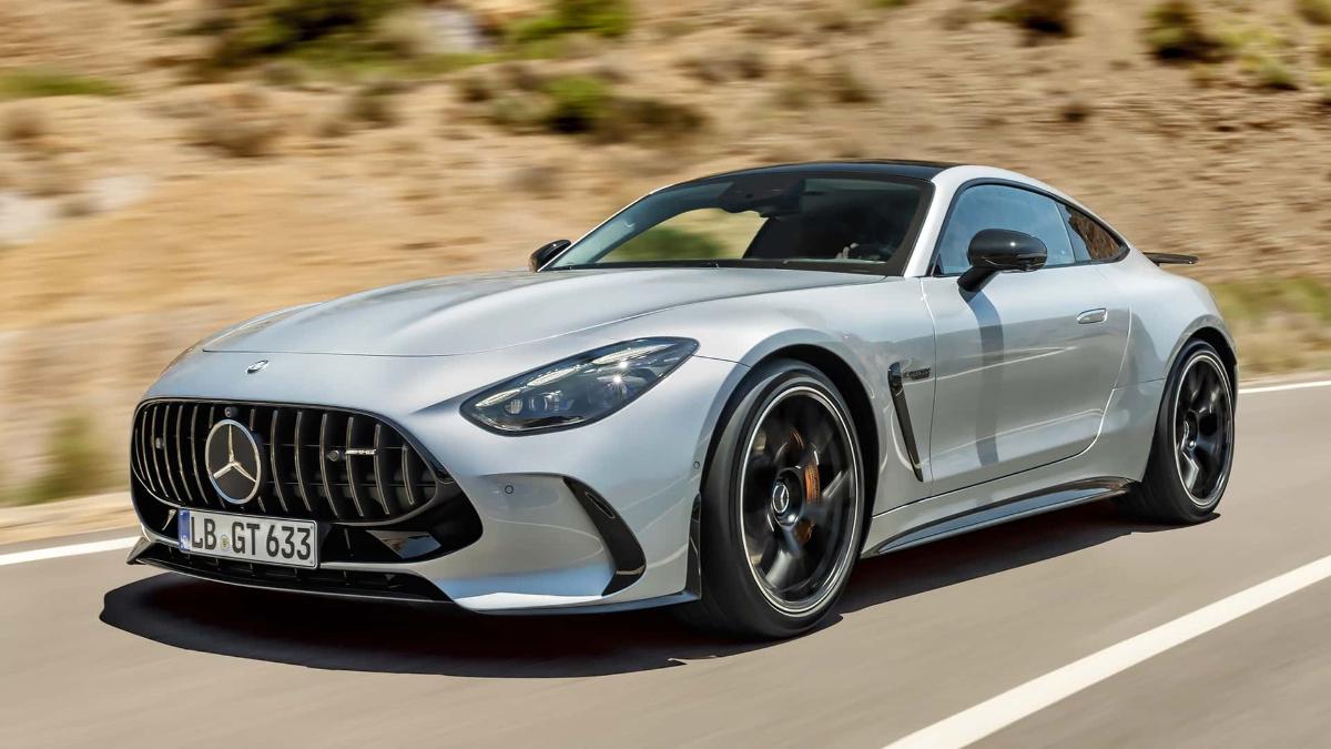 Компания Mercedes-AMG представила 577-сильный Mercedes-AMG GT Coupe 2024