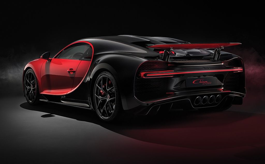 Bugatti Chiron Divo: первое изображение нового гиперкара