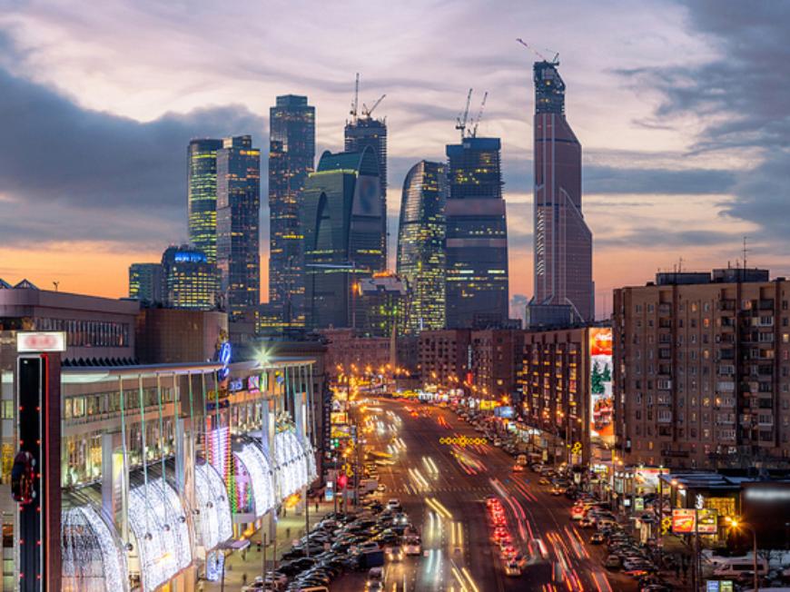 В Москве за 7 лет собрали более 26 миллиардов рублей за платные парковки
