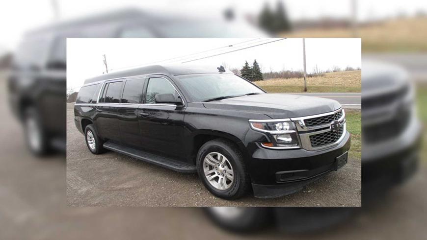 Из внедорожника Chevy Suburban сделали лимузин 