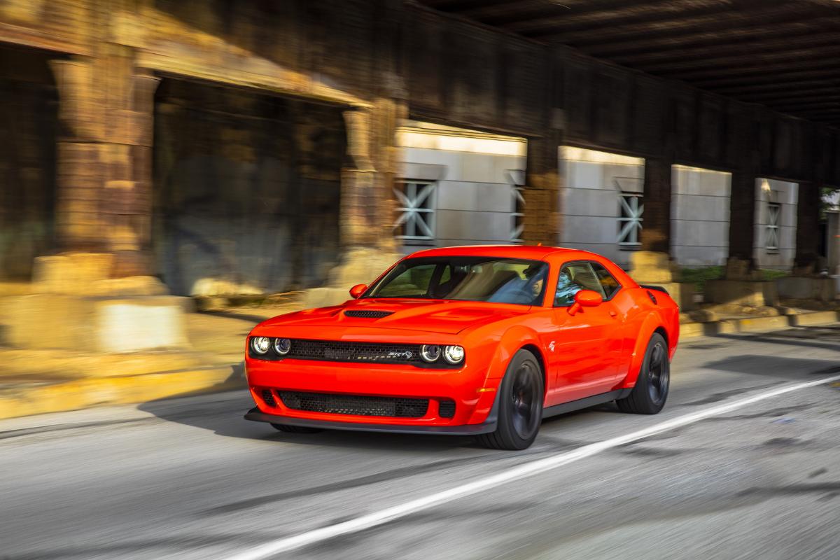 Дилеры DODGE начали оснащать DODGE Hellcat блокираторами колёс для зашиты  от угона