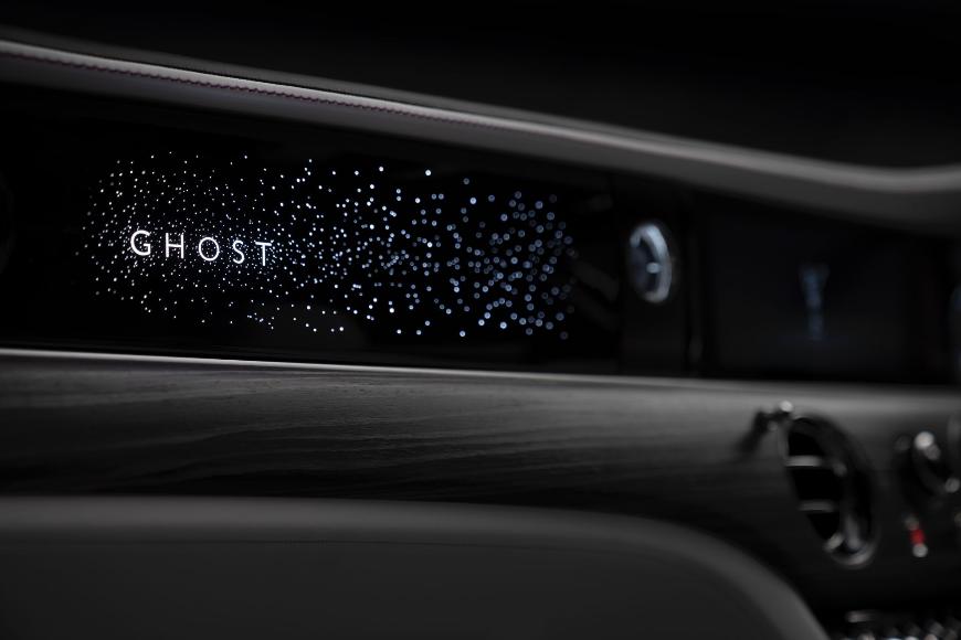 Новый Rolls-Royce Ghost получит "свет звезд" на передней панели