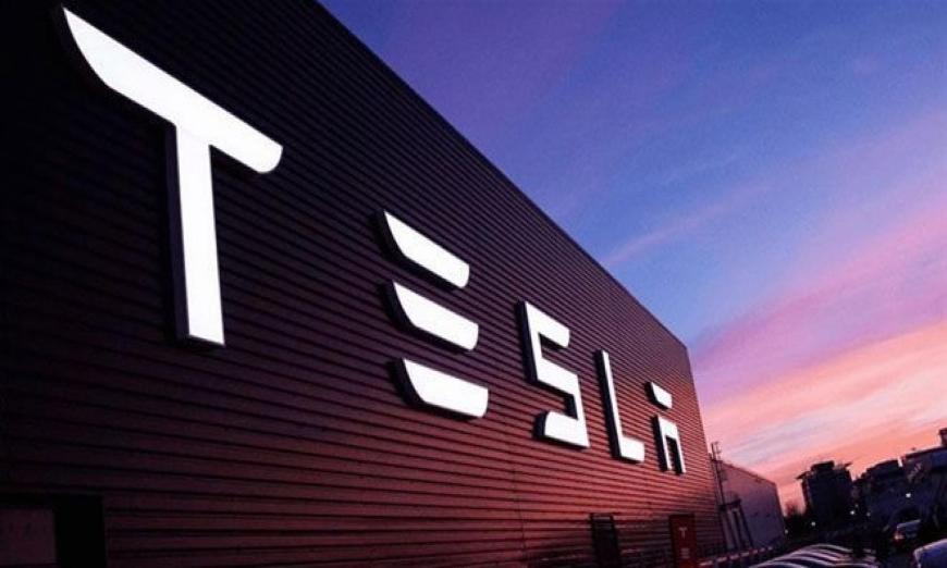 Tesla вынуждена закрыть свой завод Fremont