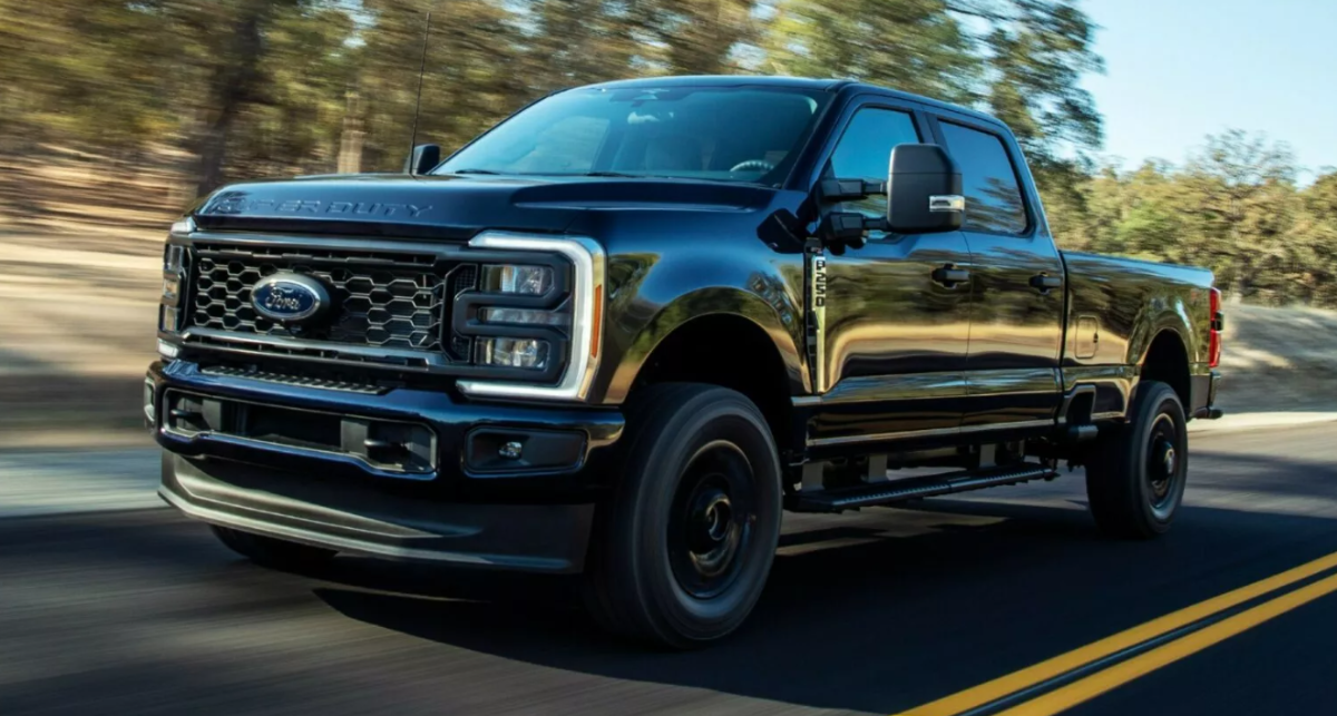 Ford F-250 2023 года стал самым быстрым дизельным пикапом по версии Car & Driver