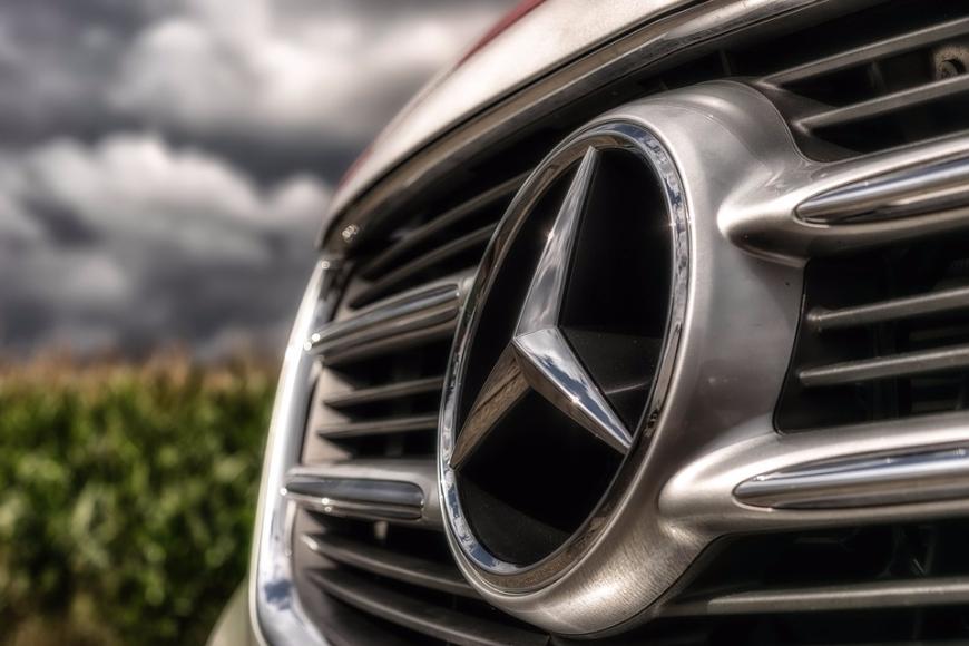 В России под отзыв попали более 1 000 автомобилей Mercedes-Benz