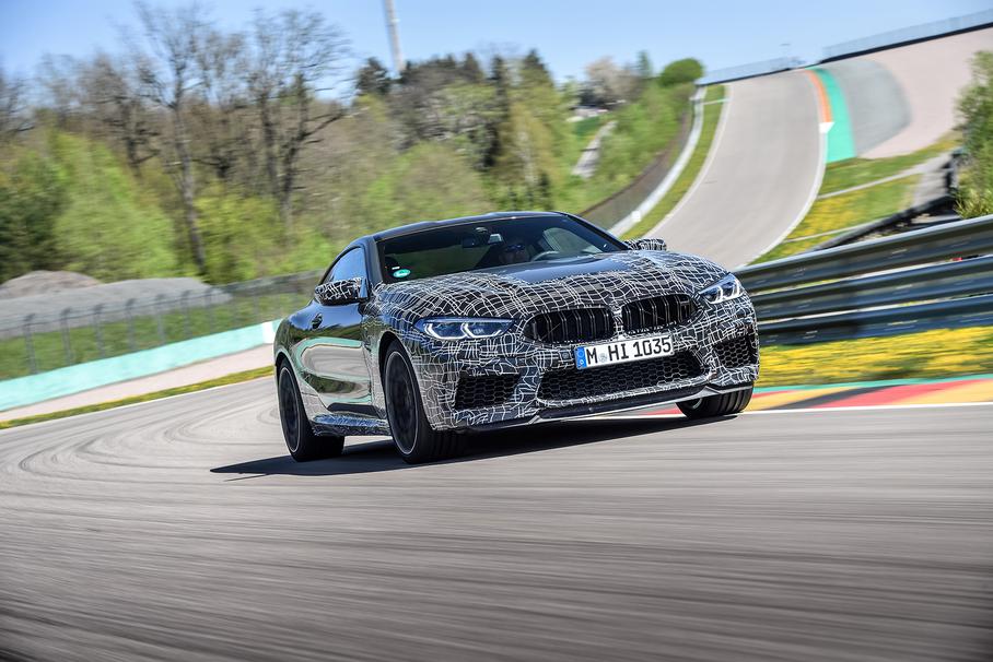Самое роскошное и спортивное купе BMW M8 получит уникальные электронные тормоза