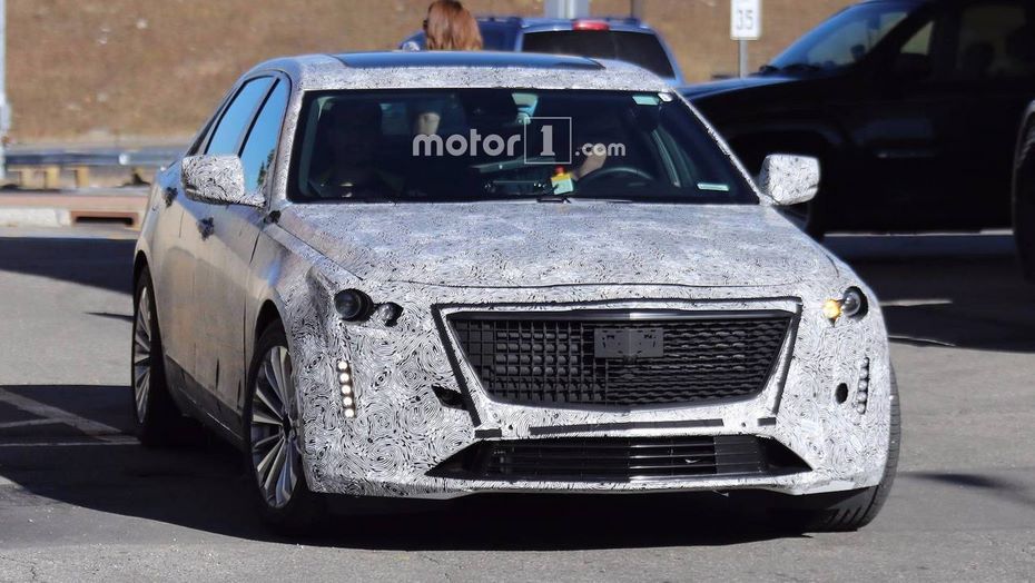 В сети появились фотографии нового флагмана Cadillac CT6 2019 модельного года
