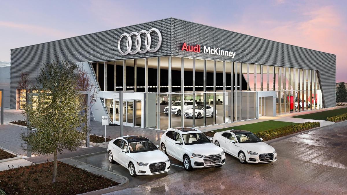 Audi не будет отказываться от бензиновых и дизельных моторов 