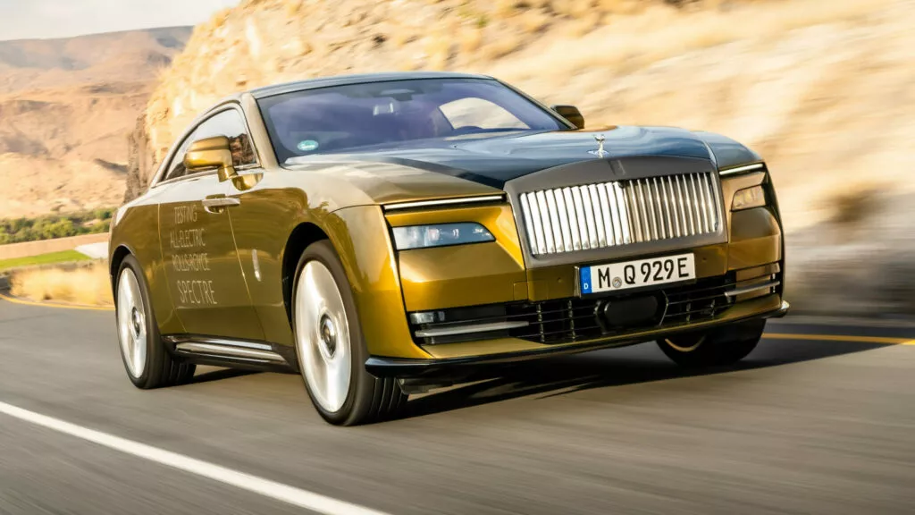 Rolls-Royce внесет в черный список клиентов, которые продают свой Spectre ради прибыли