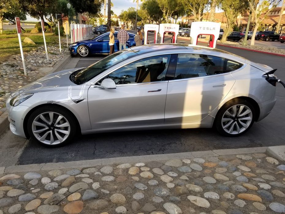 Tesla имеет потенциал производства до 1 600 единиц Model 3 в неделю