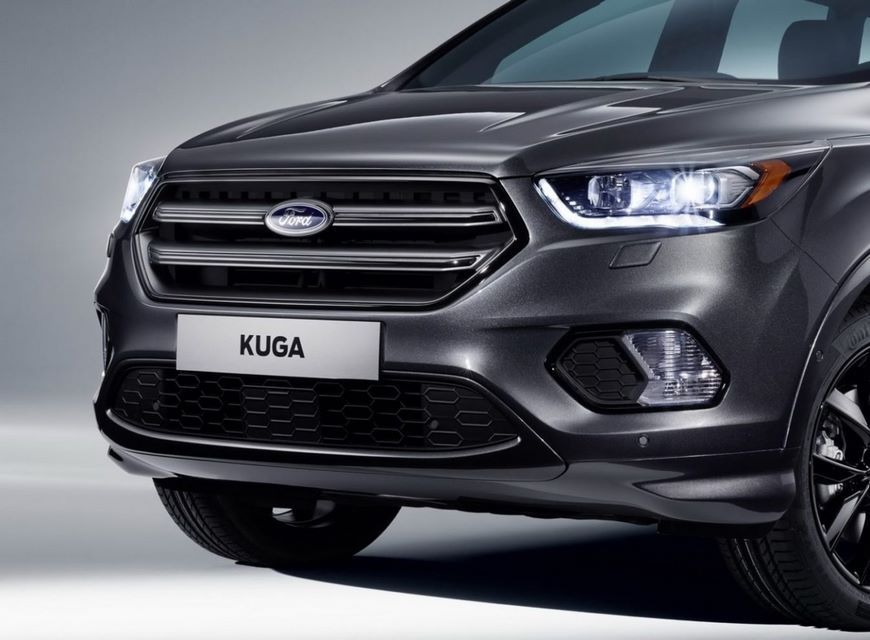 В сети рассекретили дизайн интерьера нового поколения Ford Kuga 2019 года