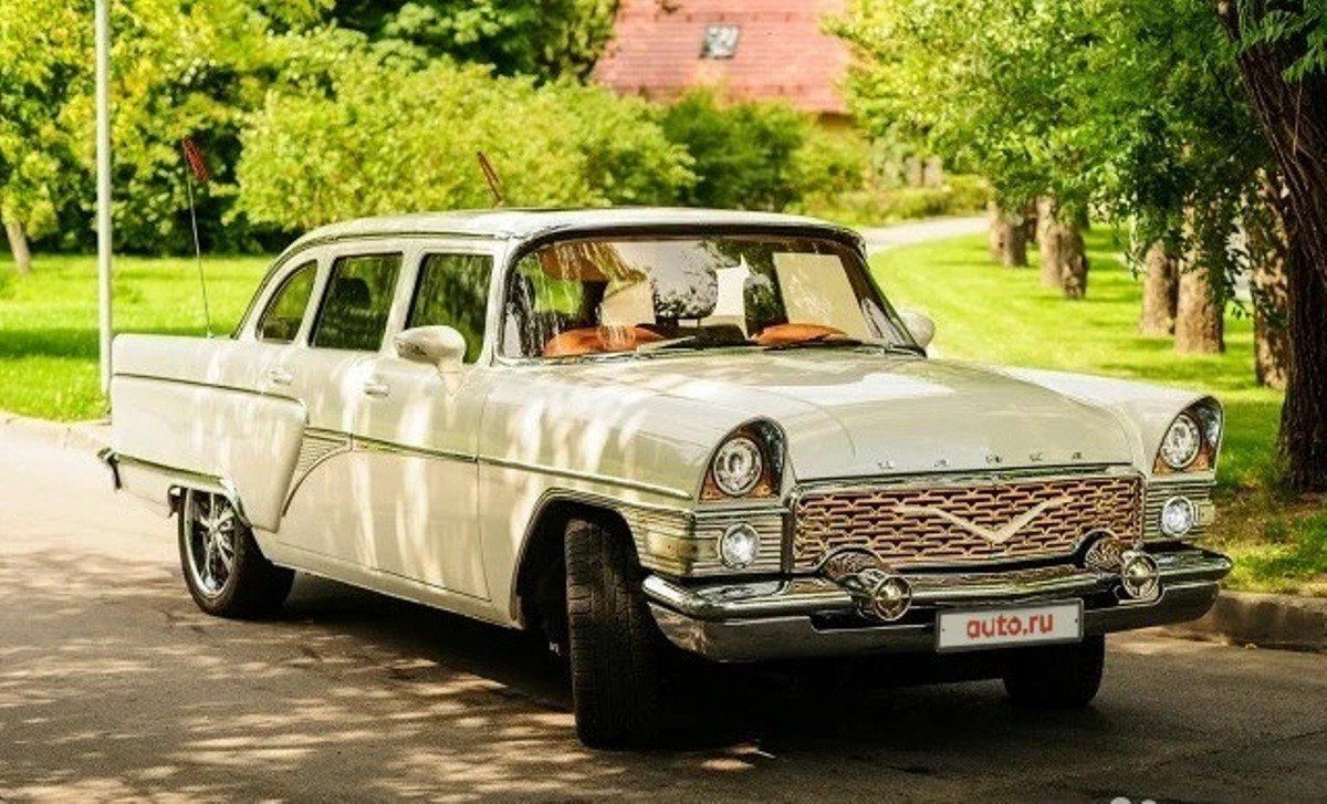 В России появилась в продаже «Чайка» с мотором от Mercedes-AMG