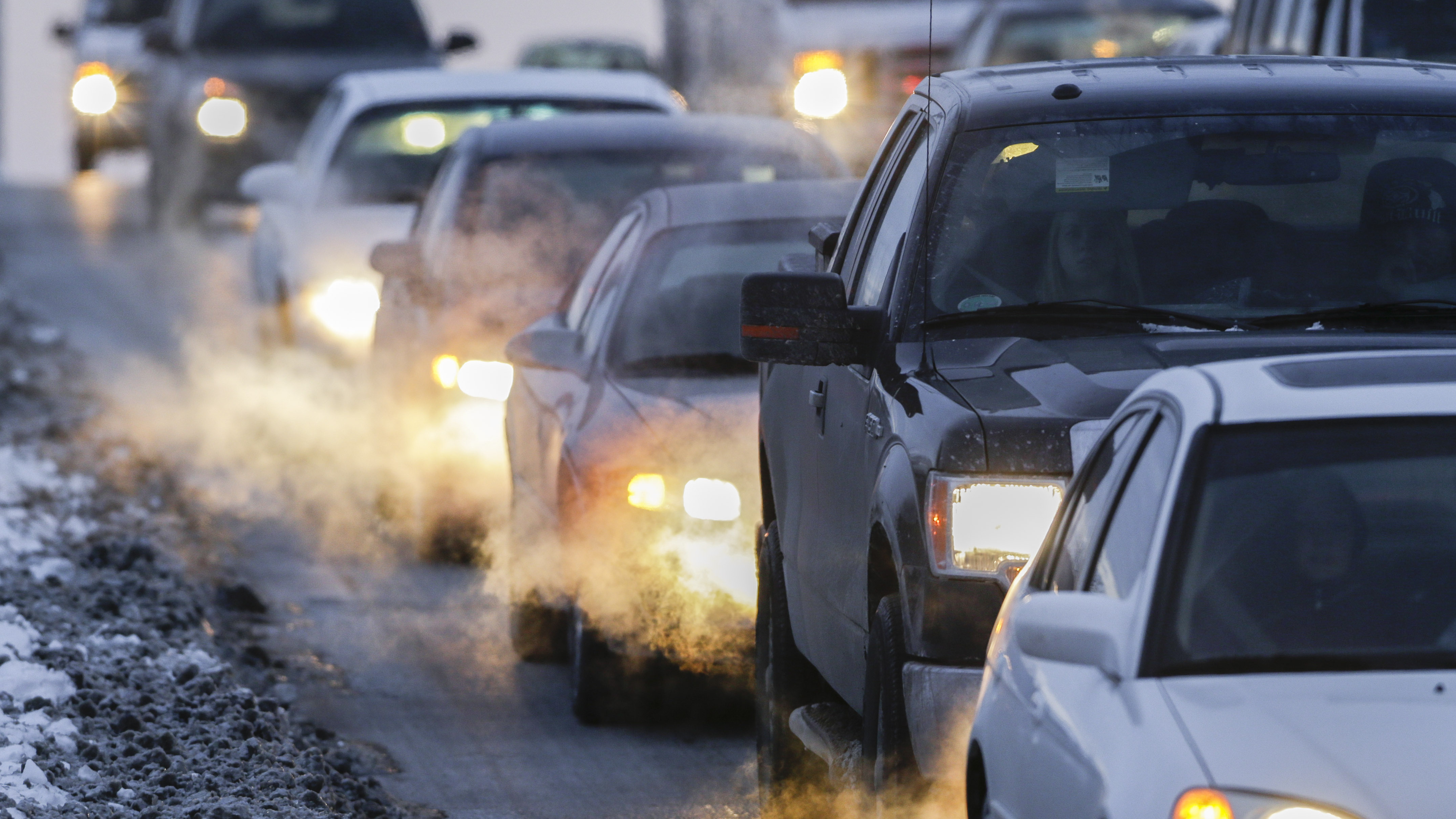 Влияние топлива на окружающую среду. Выхлопы автомобилей. Выхлопные ГАЗЫ. Загрязнение автомобилями. Загрязнение автотранспортом.