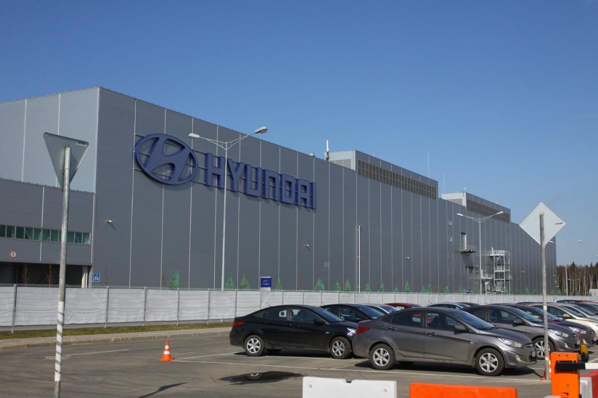 «Тона Ильбо»: автоконцерн HYUNDAI MOTOR рассмотрит варианты сохранения или продажи завода в РФ