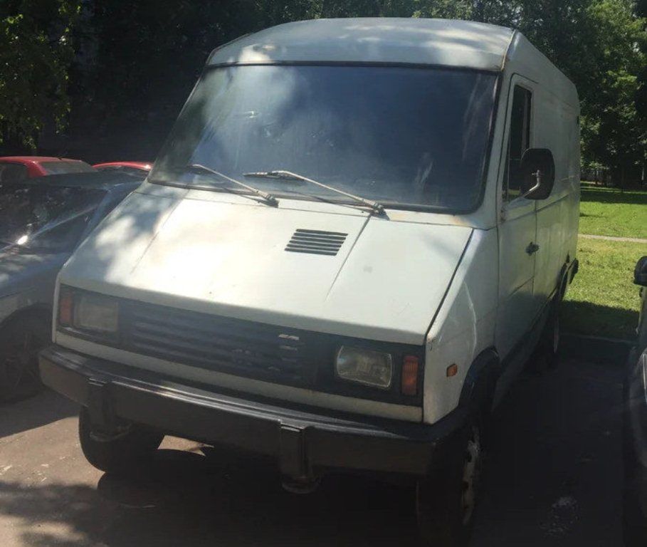 В Москве отыскали уникальный фургон УАЗ-НАМИ, считавшийся утерянным