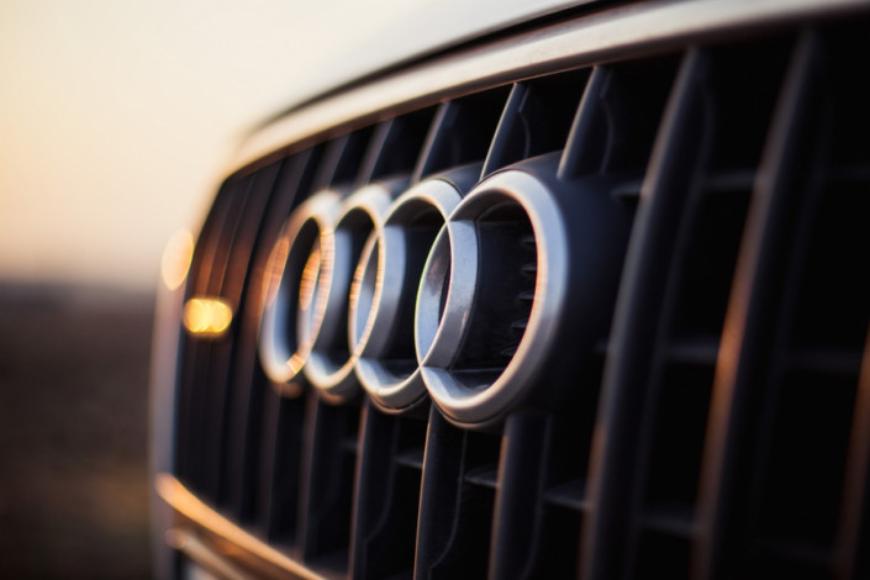 Audi изменил цены большинства своих моделей в России 