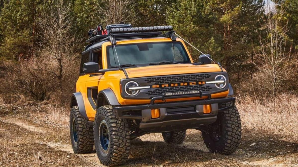 В России стартовали продажи нового рамного внедорожника Ford Bronco по цене 9,9 млн рублей