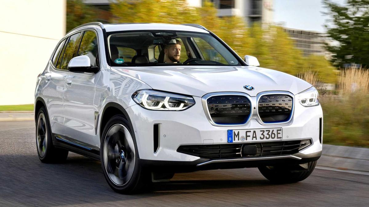 Компания BMW прекратит выпуск половины вариантов трансмиссии к 2025 году