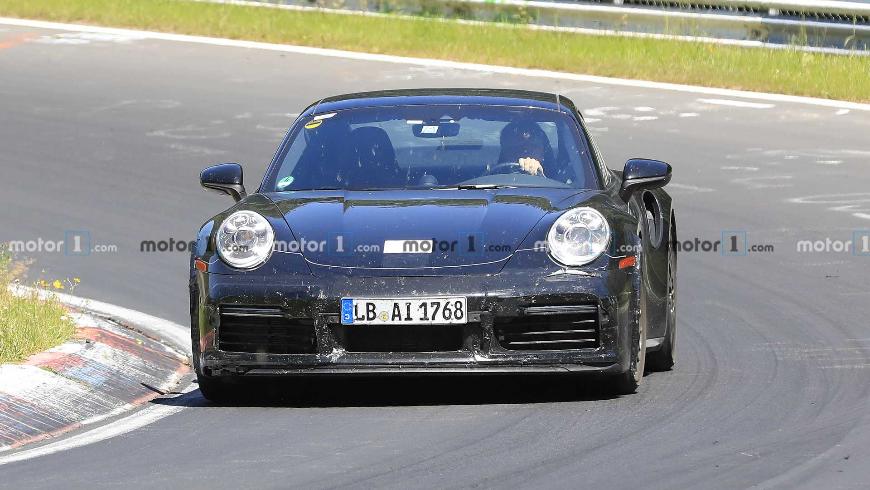 На Нюрбургринге замечен прототип обновленного Porsche 911 Sport Classic 