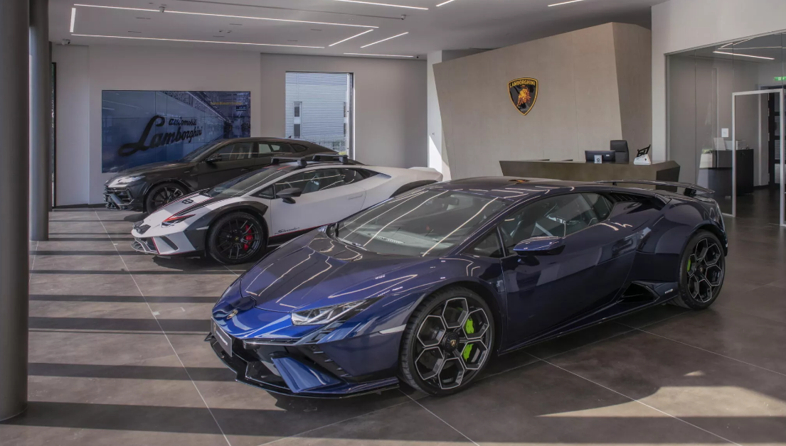 Lamborghini подала судебный иск против дилера роскошных автомобилей в Нэшвилле по поводу названия своего сайта 