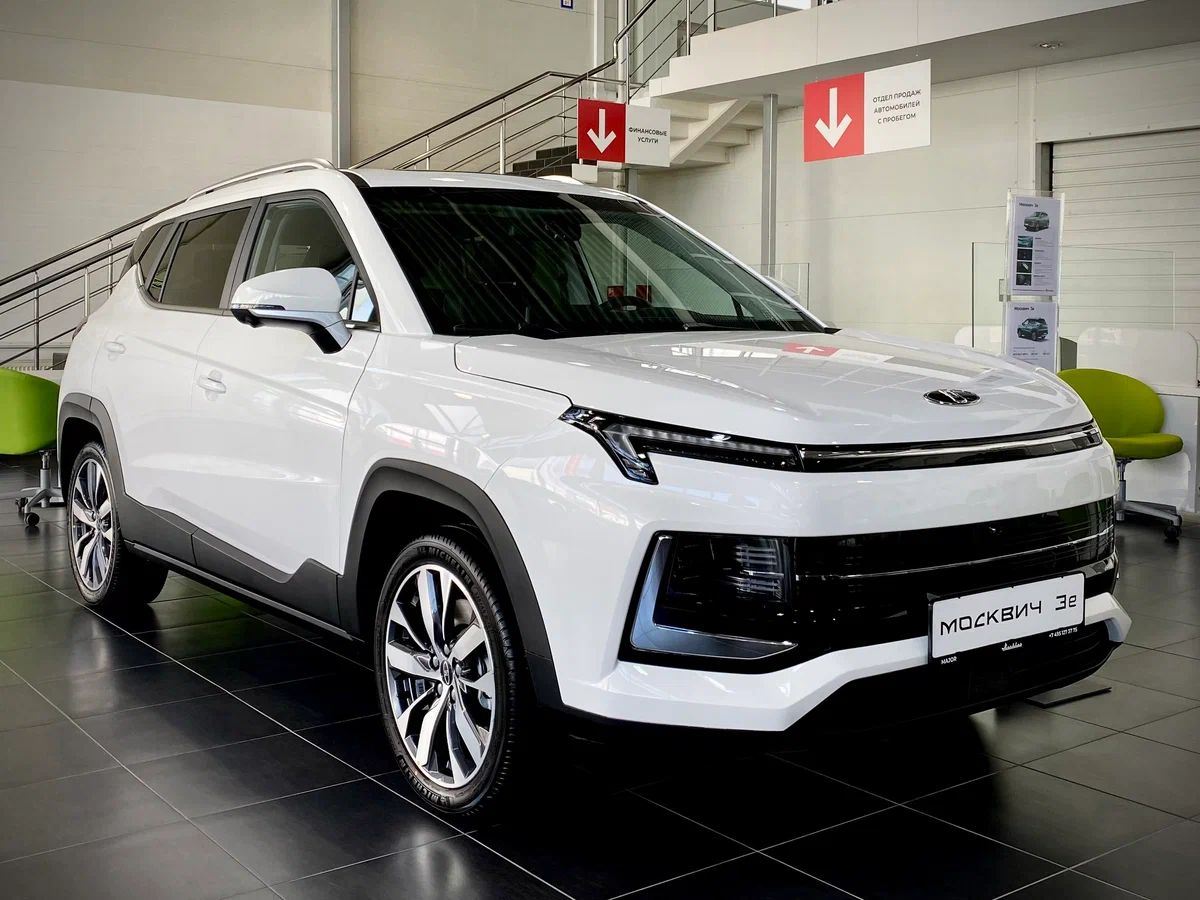 Автомобиль года 2025: неожиданные победители среди электрокаров и гибридов - Москвич 3Е, Evolute I-SKY и другие