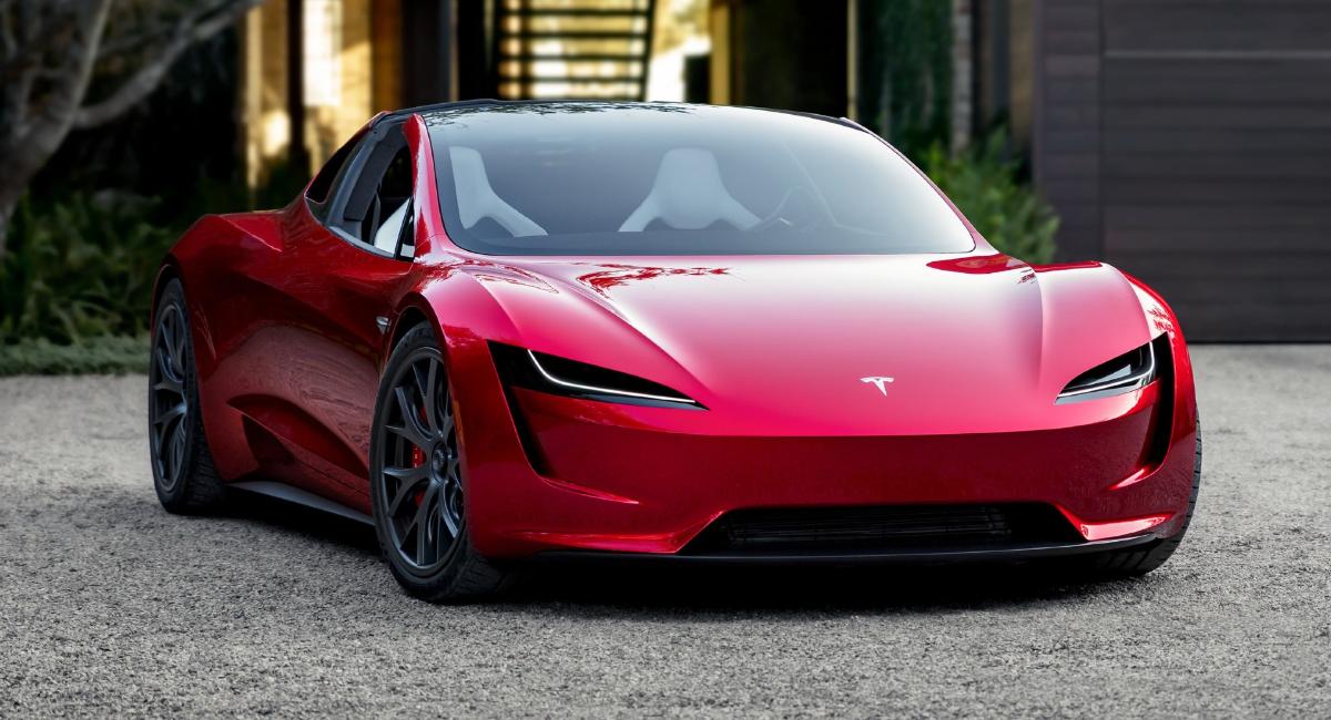 Ещё не выпущенный TESLA Roadster стал самым популярным электрическим суперкаром в интернете